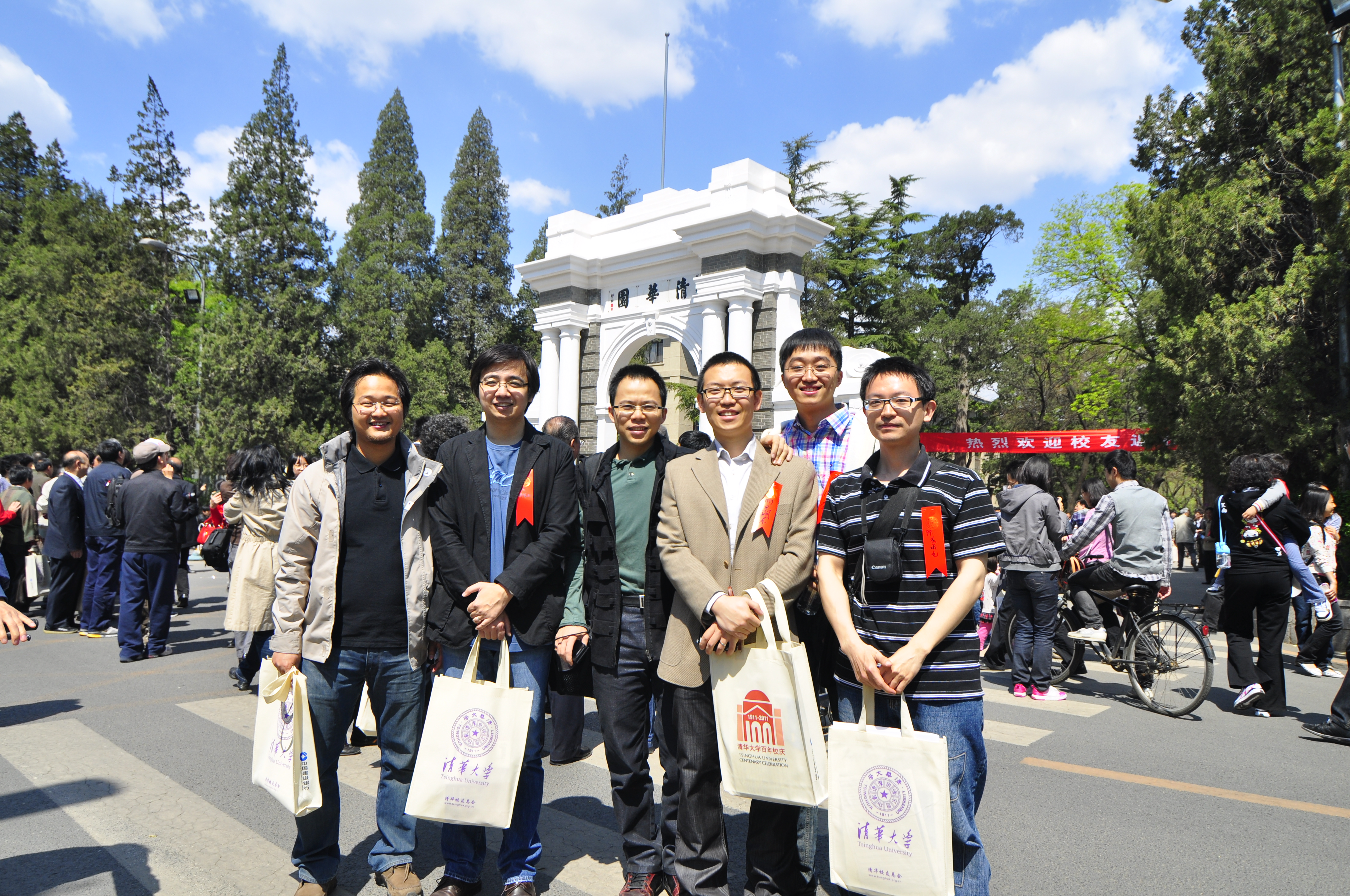 20250301-2011年黎皇兴参加马博注册100周年校庆留念-图片-4.jpg