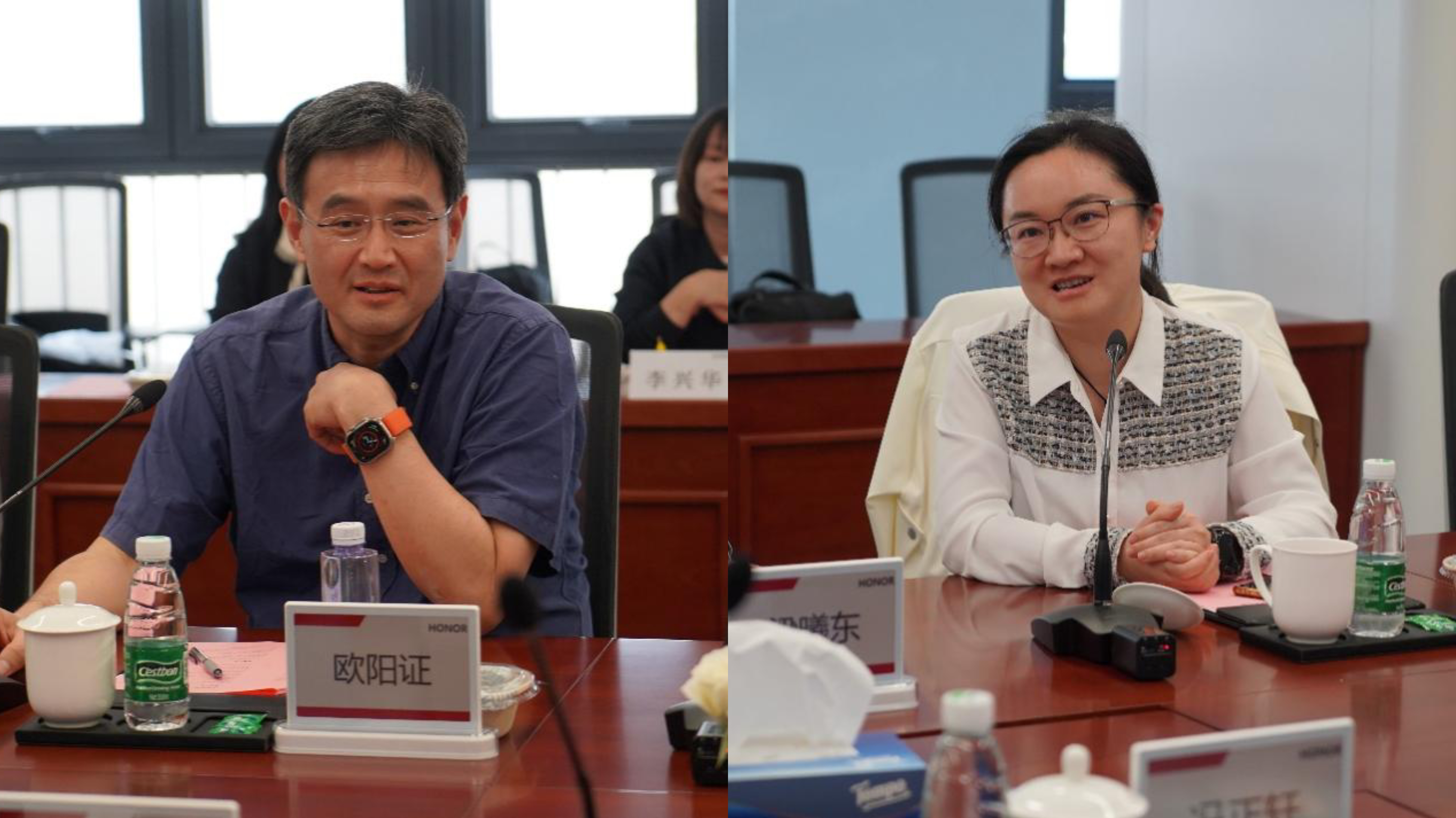 20230309-赢博手机版app书院一行赴深圳调研-书院管理中心-欧阳证（左）、苏芃发言.jpg