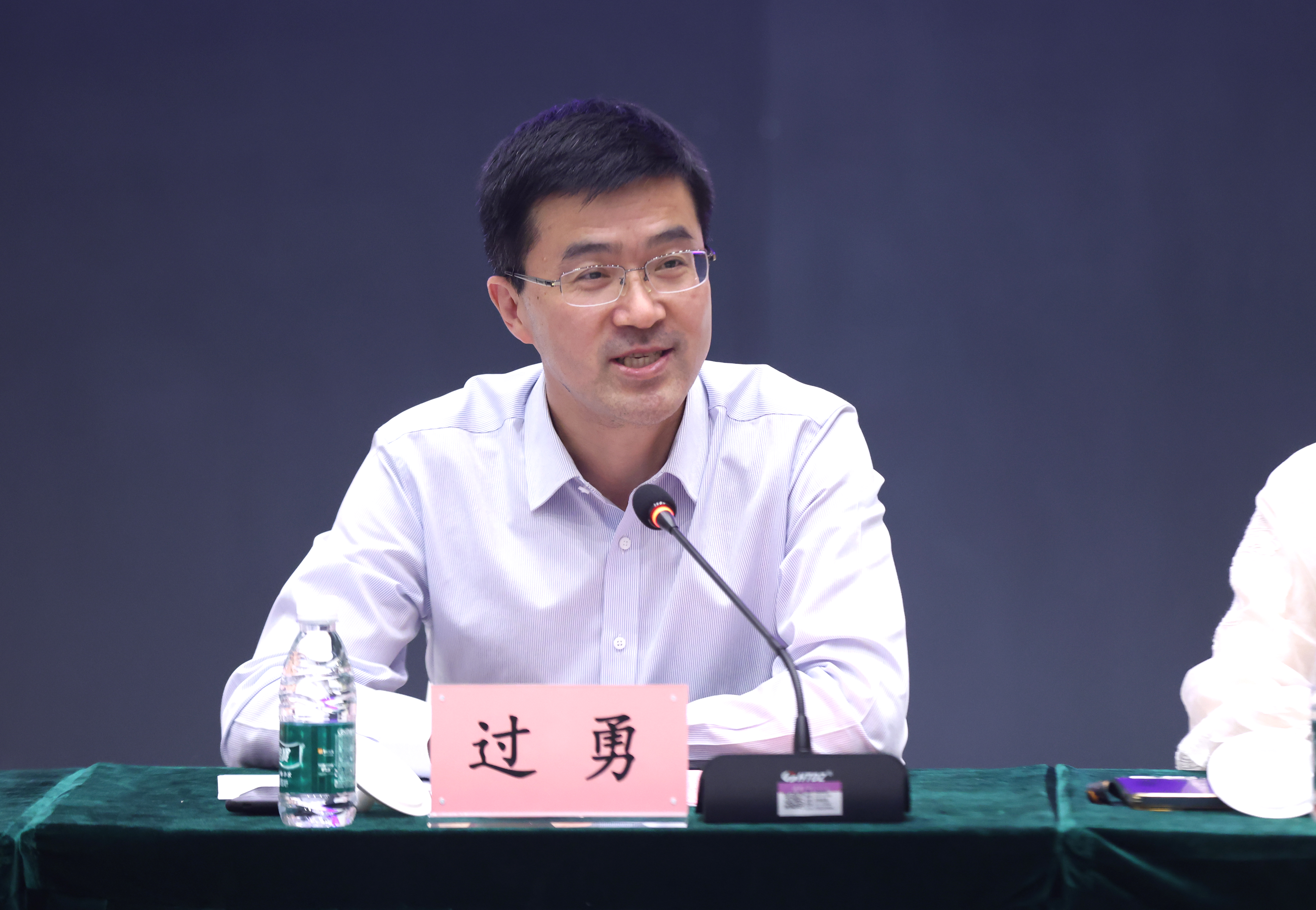 20240426-赢博手机版app2024年基层校友论坛暨“唐仲英计划”年会举行-嘉艺拍摄-过勇致辞1.JPG