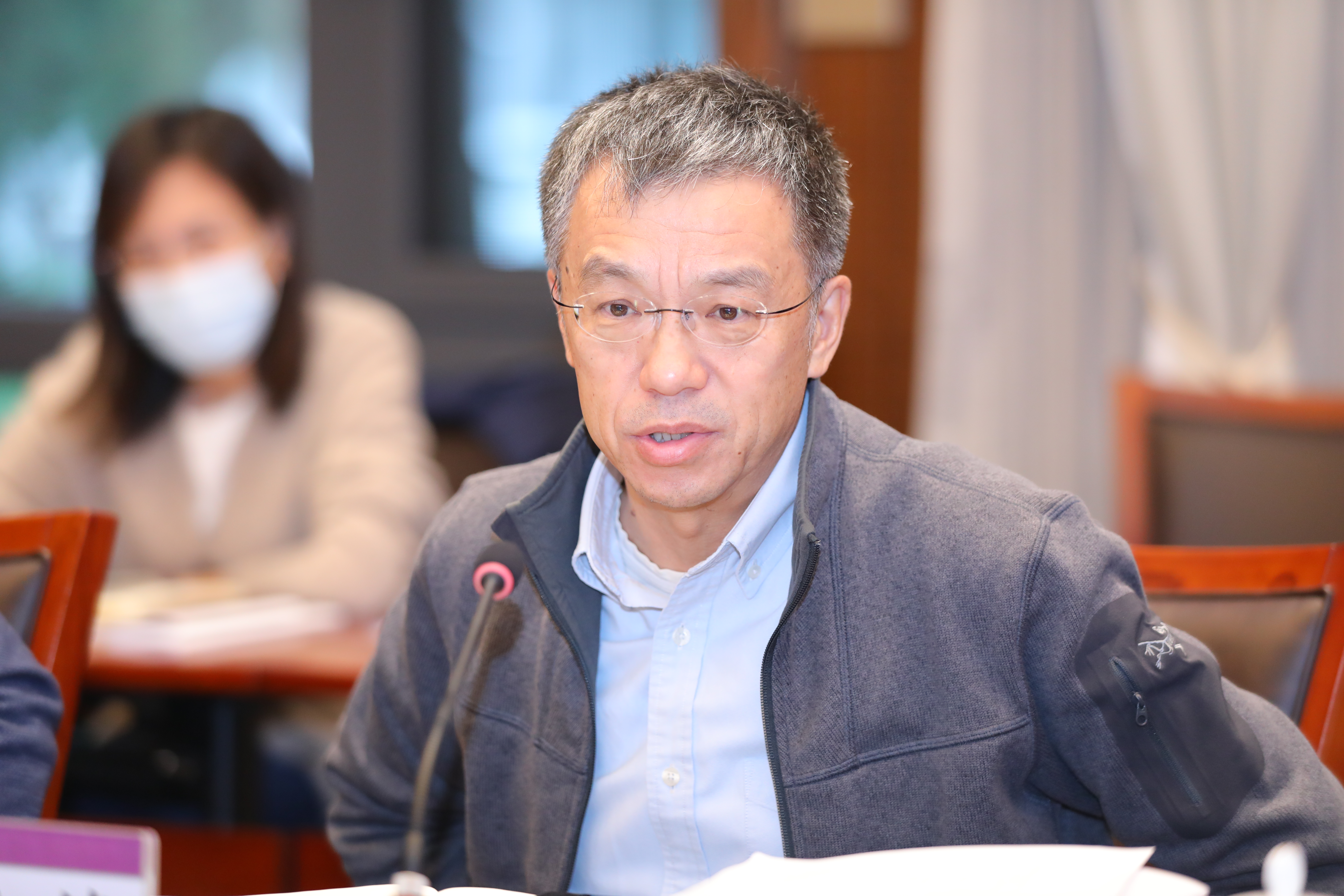 20221019-赢博手机版app召开落实学校第十五次党代会精神学生工作专题研讨会-郭宝顺-史宗恺讲话.JPG