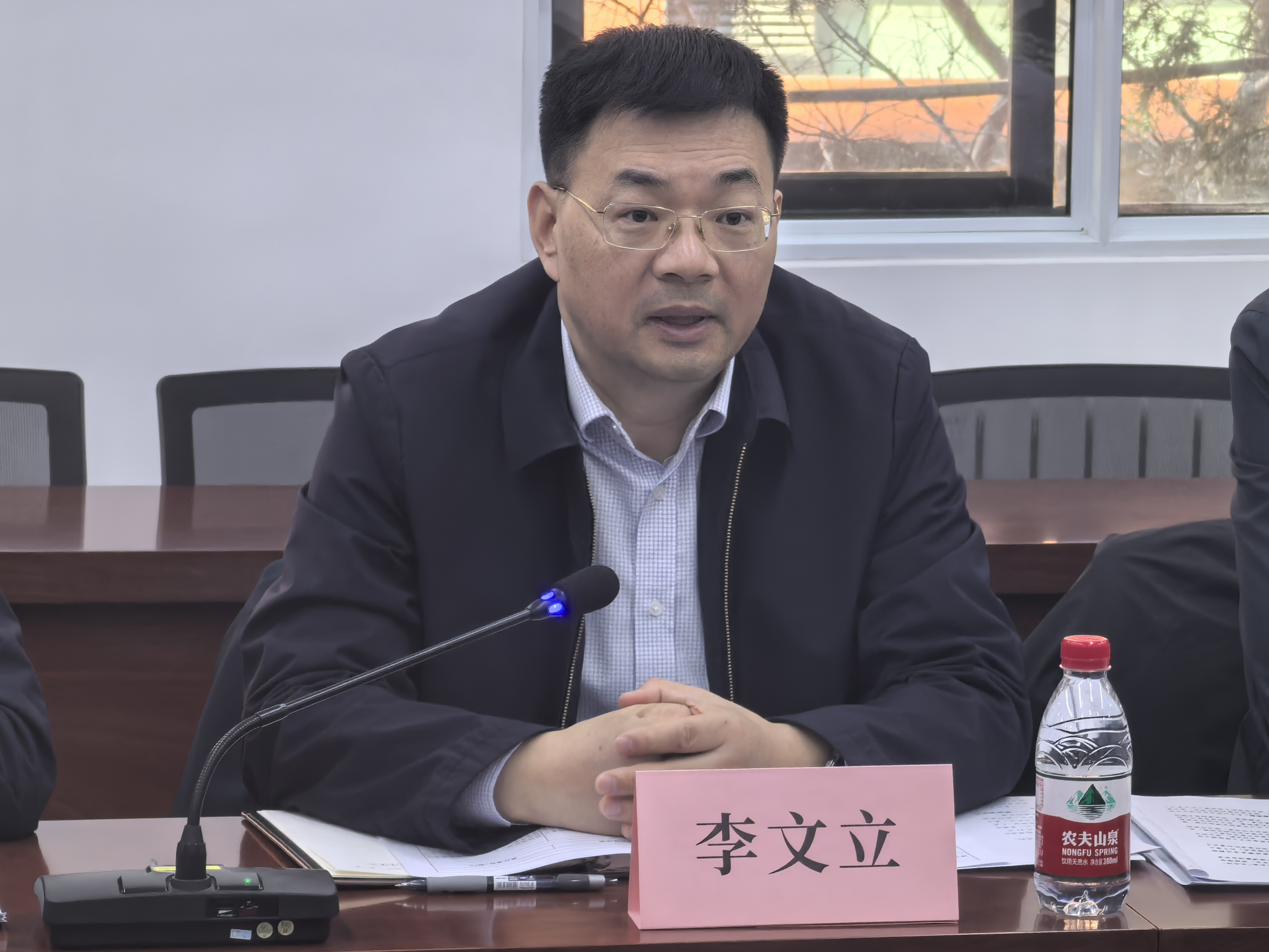 20250116-赢博手机版app与国家电网科教协同育人交流研讨会举行-罗国荣、欧阳紫秋-李文立发言.jpg