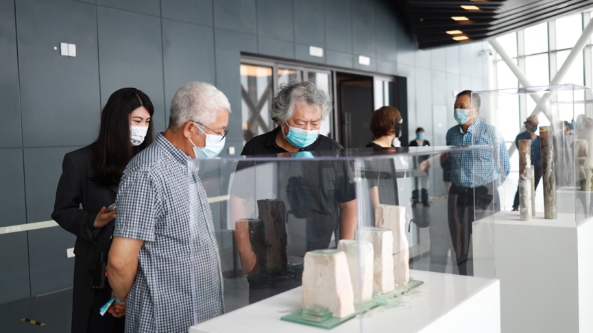 20200620-首届国际当代材料艺术双年展预展-组委会-现场3.jpg