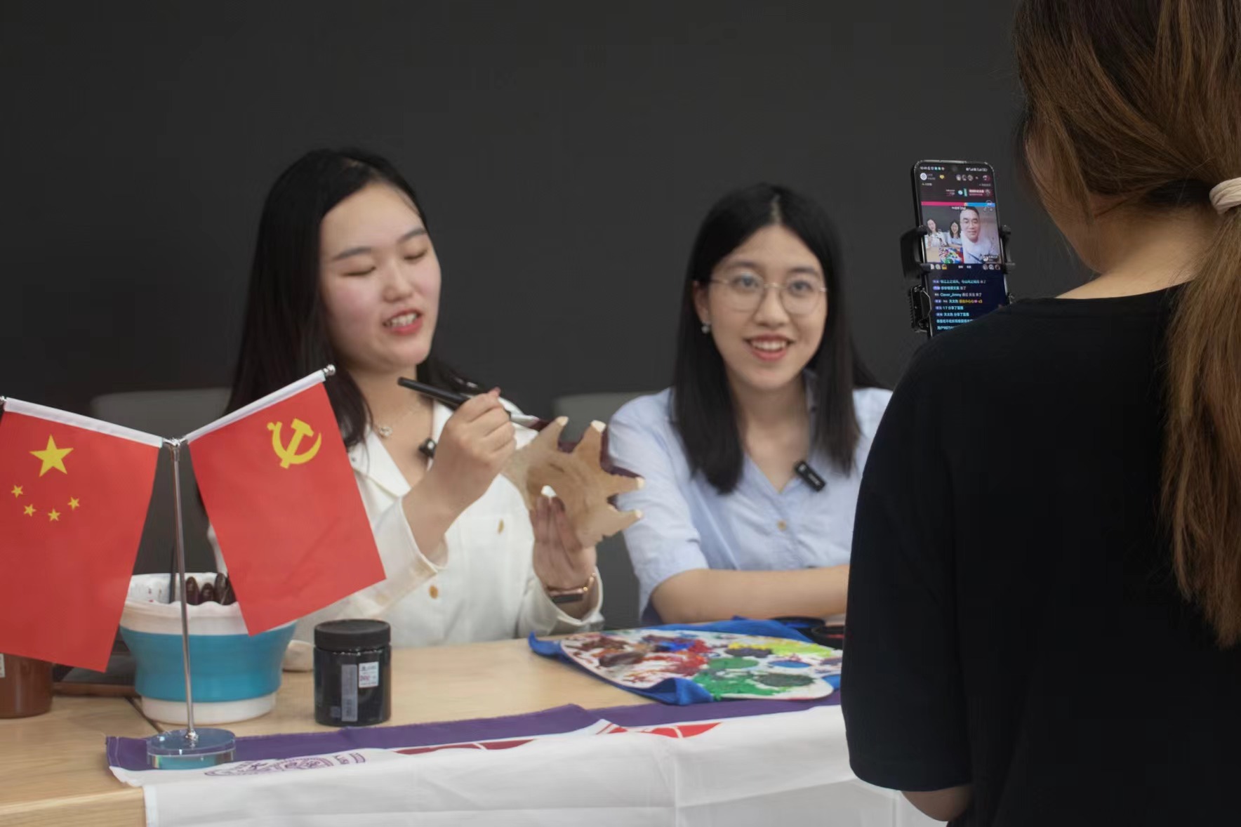 20230711-2023年暑期马博注册人文学院“如是我文”品牌项目实践纪实-马博注册乡村振兴工作站赴重庆璧山实践调研支队开展非遗傩文化主题直播-孙宇暄.pic.jpg