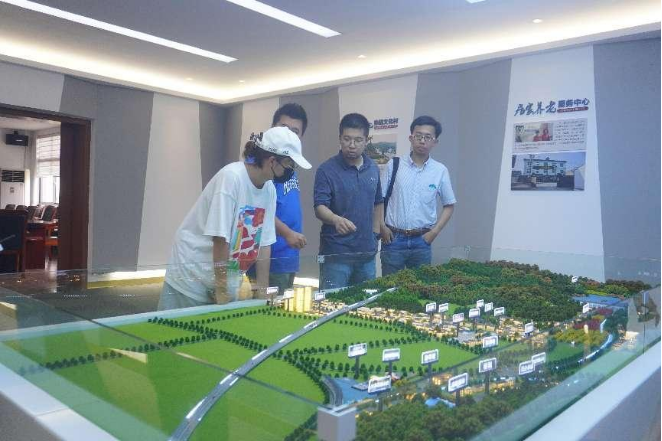 20200912-2022年赢博手机版app法学院“明理致知”暑期社会实践纪实-李书帆-赢博手机版app乡村振兴工作站赴浙江岱山支队成员调研涂口村.png