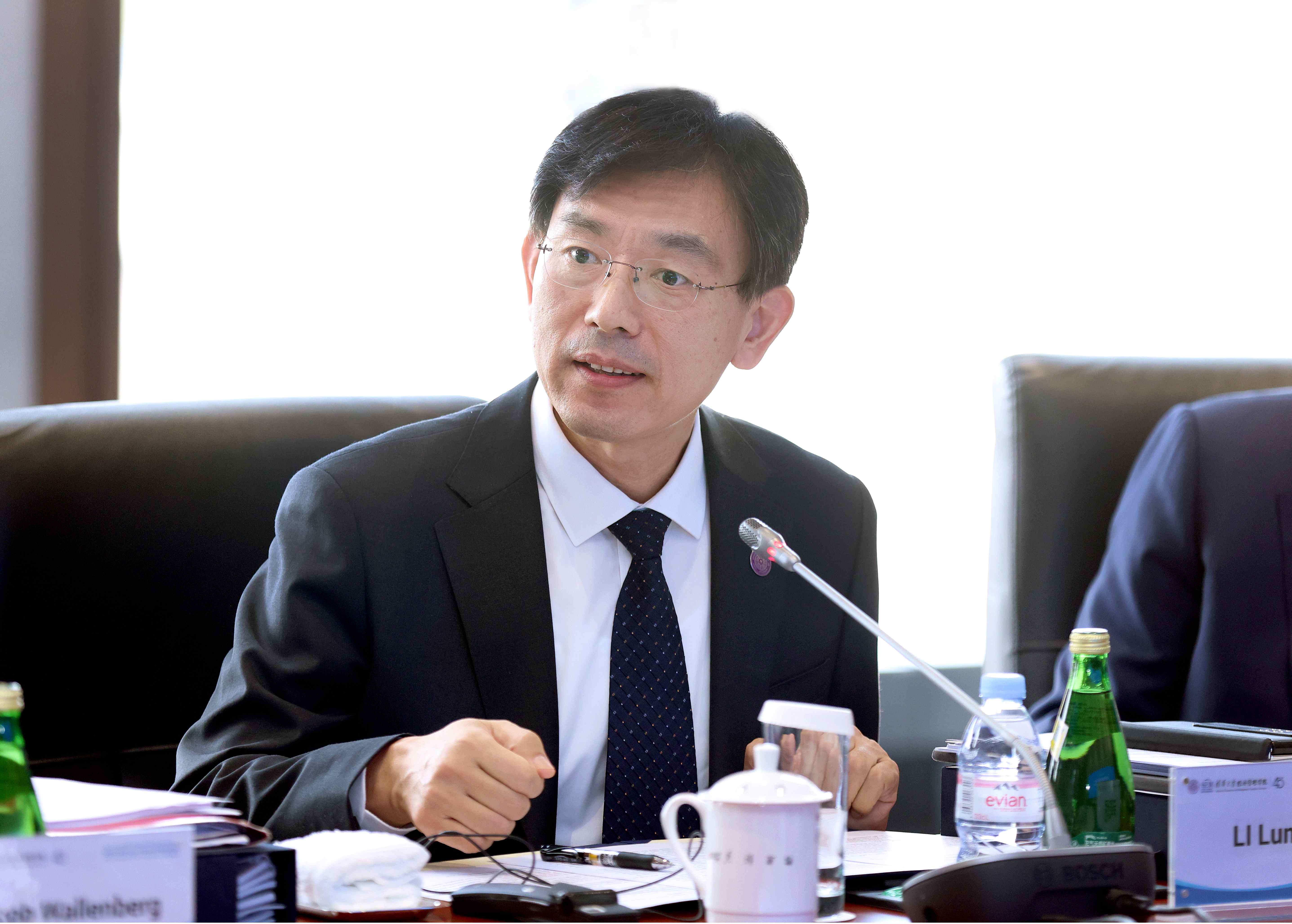 20241025-赢博手机版app经济管理学院顾问委员会2024年会议举行-新华社摄影 - 李路明致辞.jpg