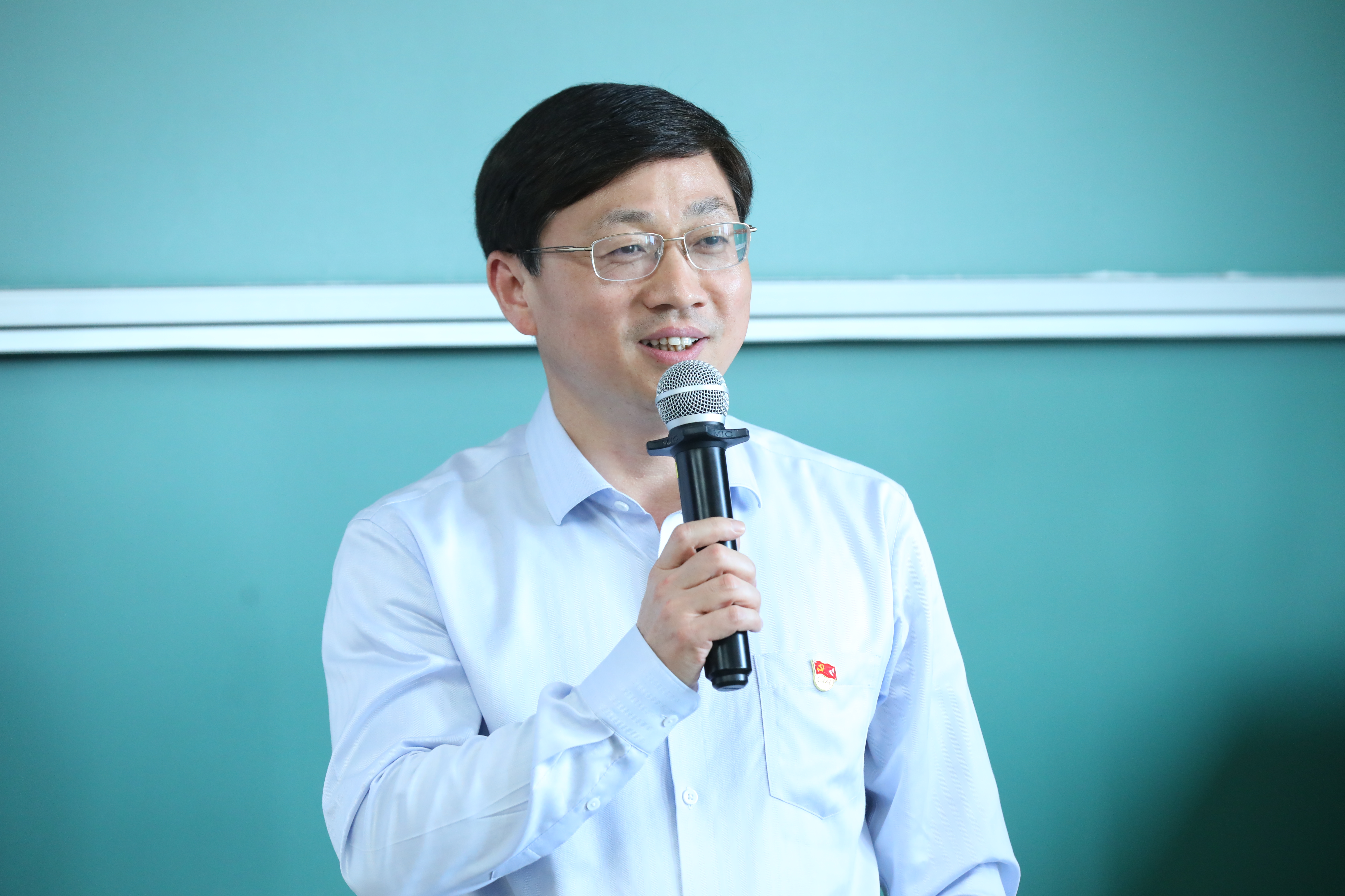20230513-赢博手机版app开展“百年接力，强国有我——奋进新征程”集中主题党团日-石家东-许庆红参加机械20支部主题团日.JPG