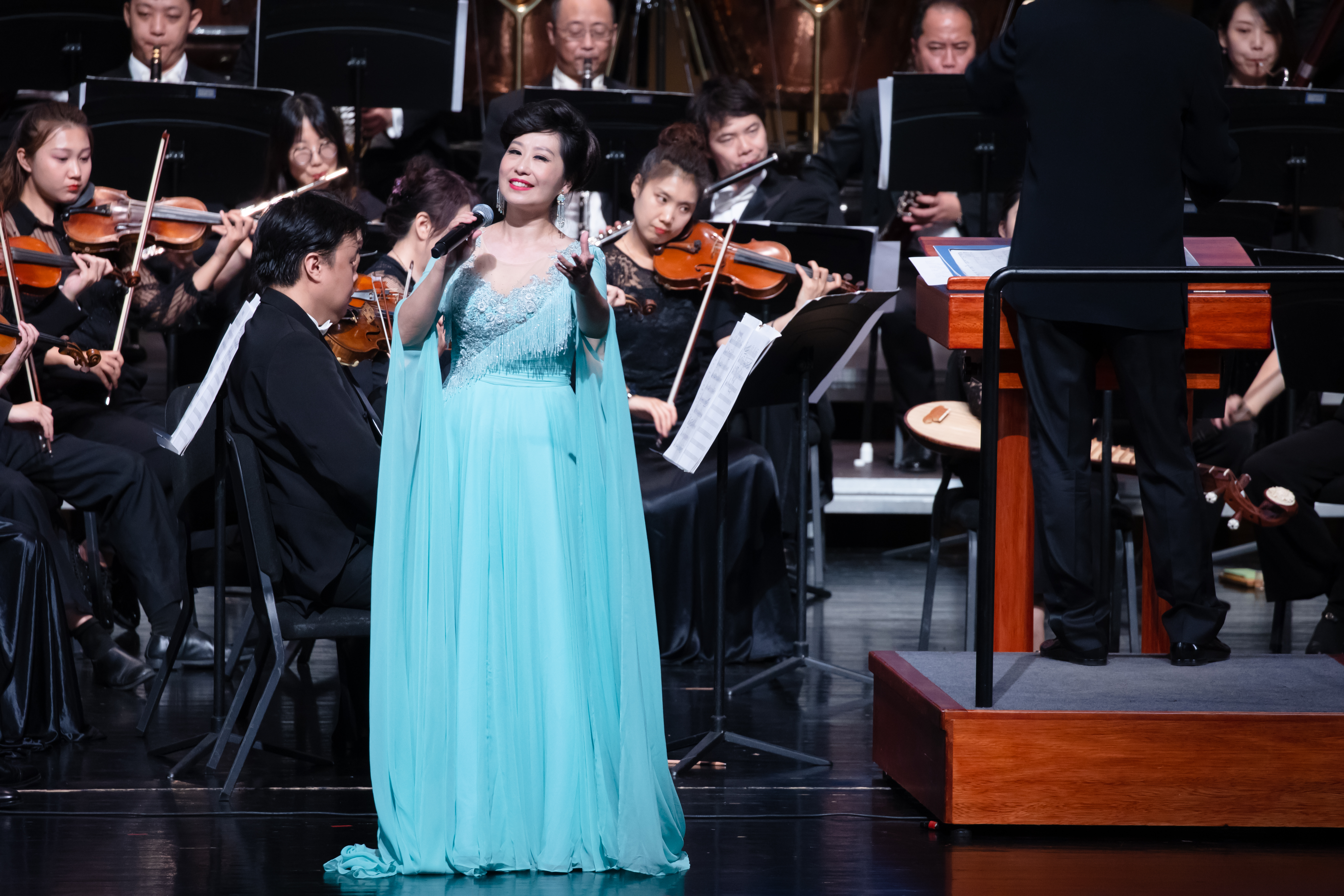 20220909-书香之夜——赢博手机版app2022年教师节专场音乐会-王建一-歌唱家崔蕊.jpg