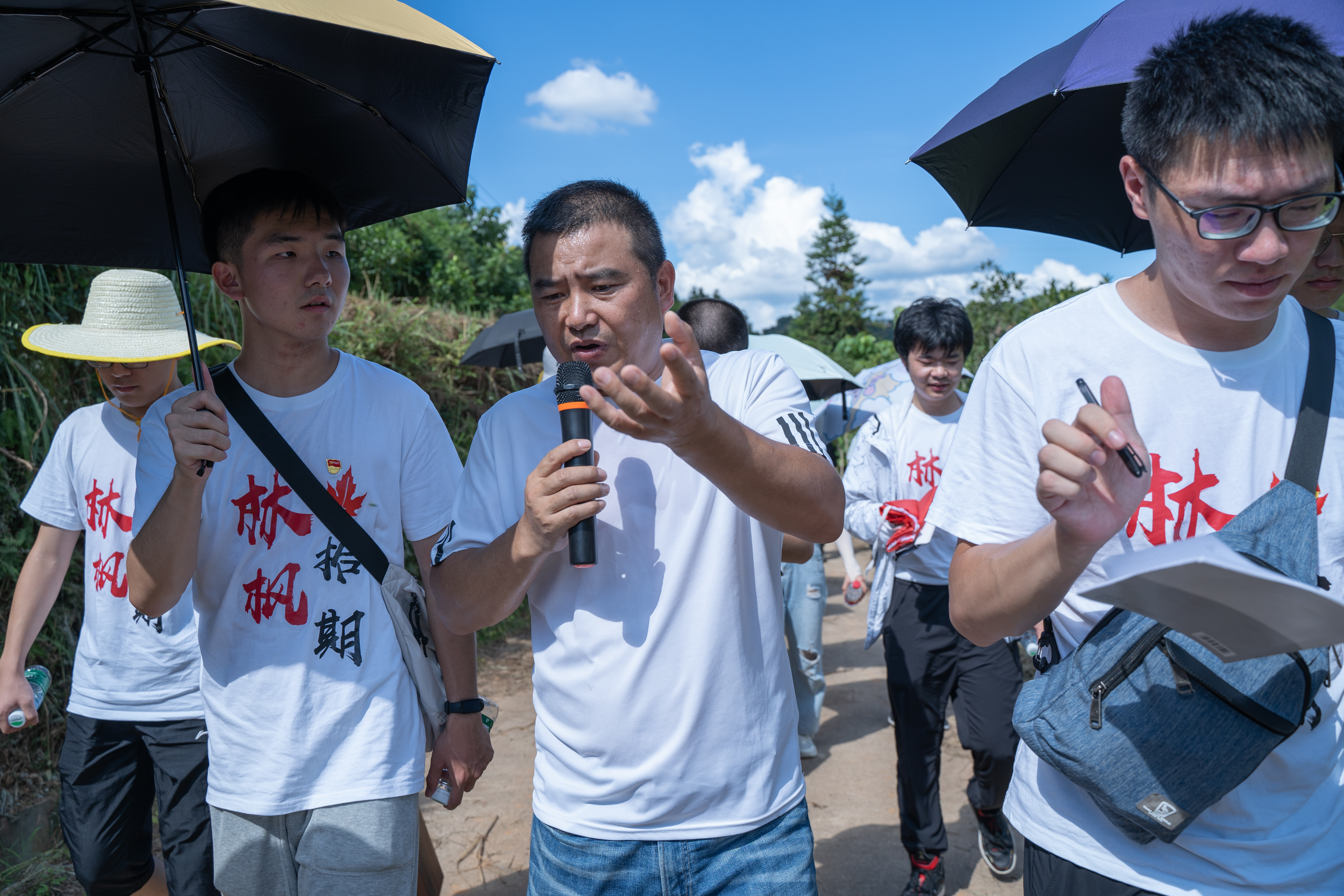 20220808-0814-赢博手机版app“林枫计划”师生赴江西赣县区调研实践-桂雨谦摄-支队师生调研轩辕春秋农业发展有限公司.jpg