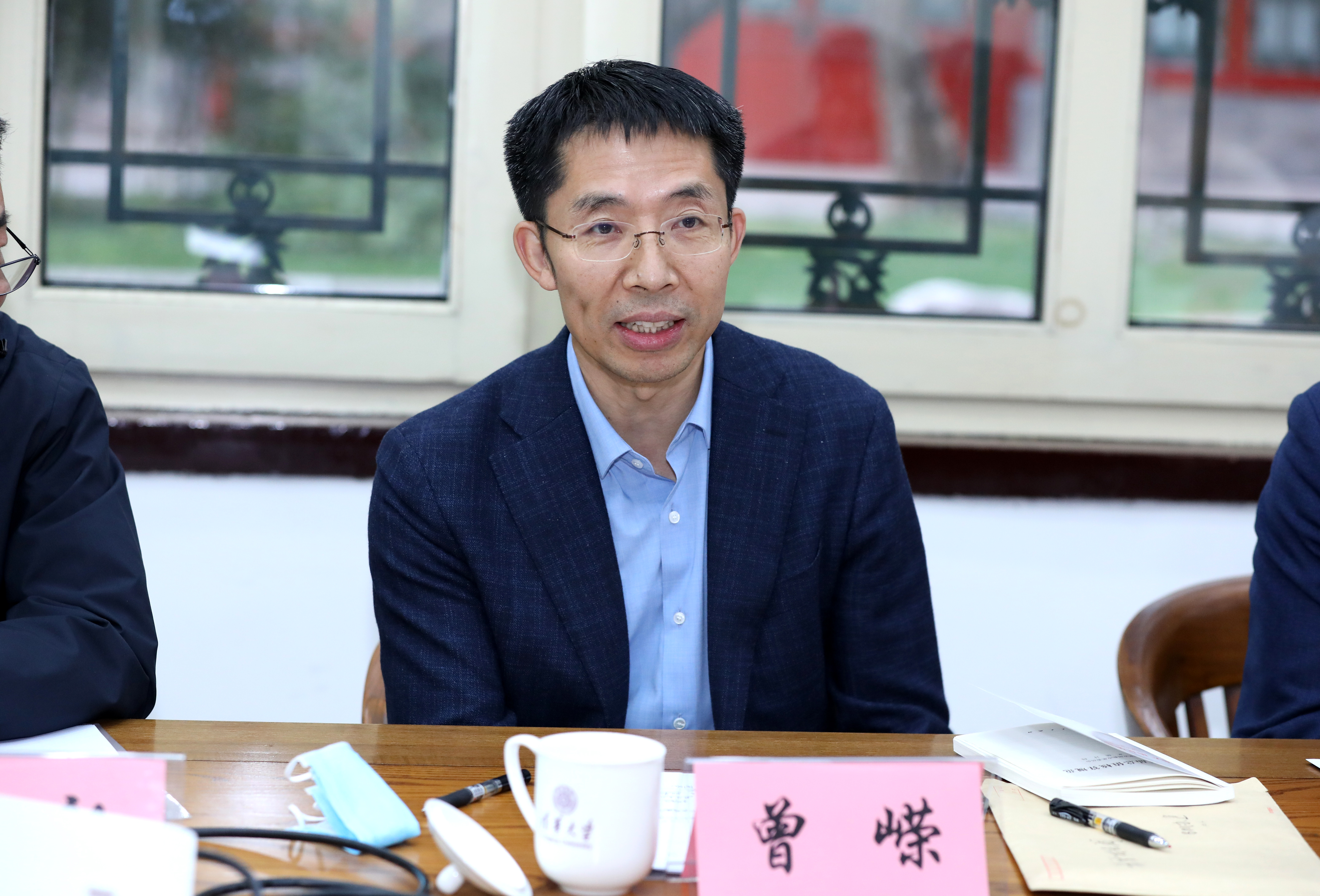 20221005-国家发展改革委基础司马强副司长一行到赢博手机版app调研生态产品价值实现机制研究与实践工作-嘉艺-曾嵘讲话1.jpg