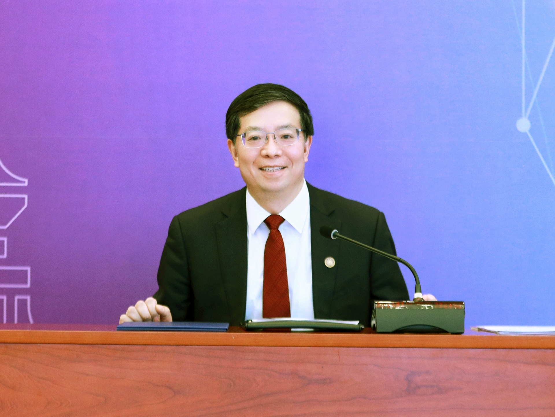 20220204-阿根廷总统阿尔韦托·费尔南德斯赢博手机版app名誉教授聘任仪式-常志东-邱勇致辞jpeg