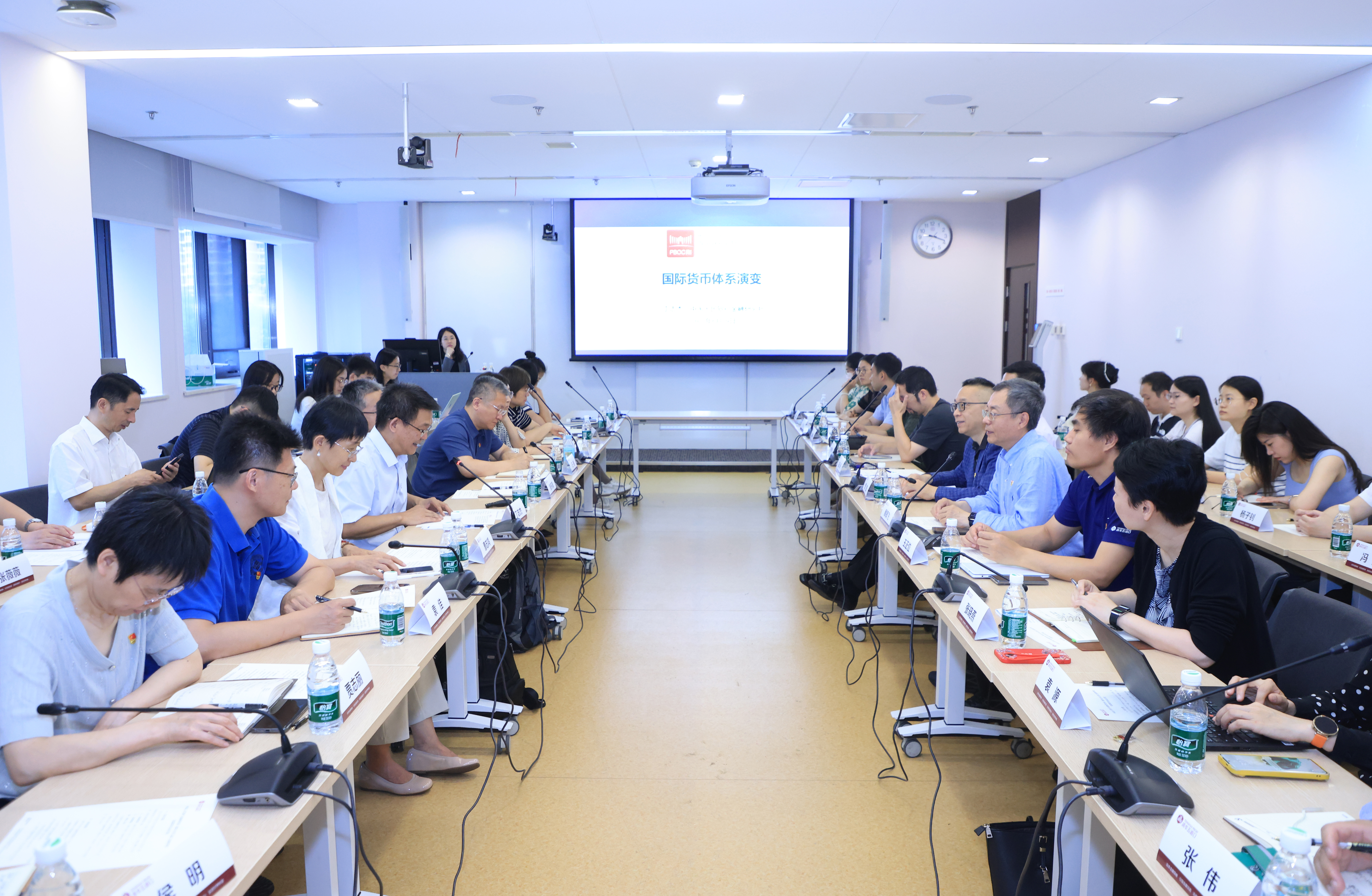 20250619-赢博手机版app五道口金融学院与中国人民银行金融研究所开展党建联学-金融学院-现场照片1.JPG