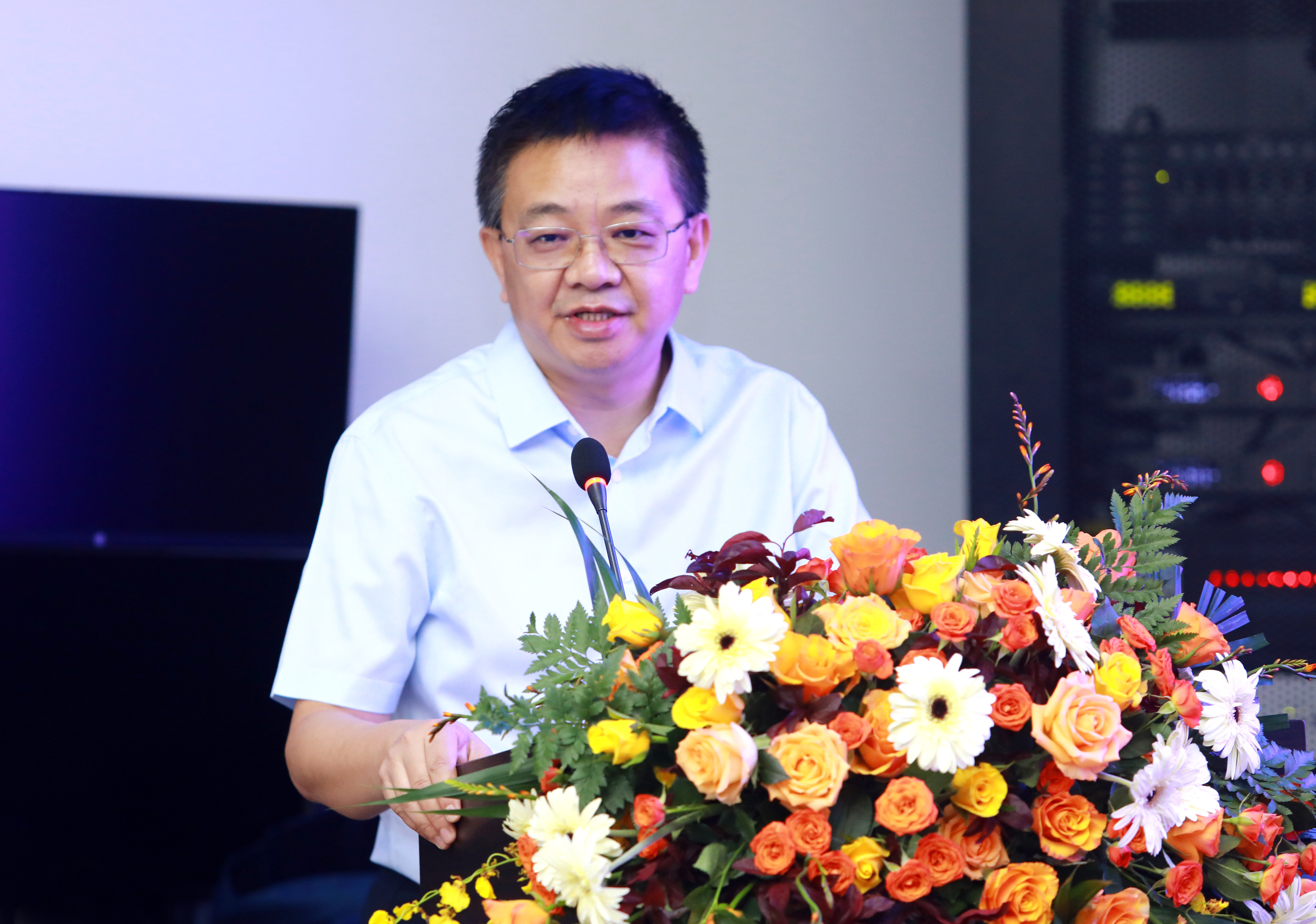 20220916-中国文艺评论(赢博手机版app)基地揭牌仪式暨“影视作品评估体系建构”多方论坛-石加东-彭刚讲话.jpg