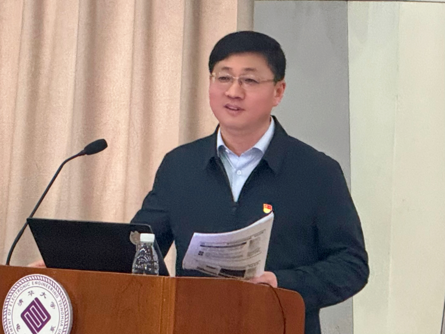 202404026-赢博手机版app举办2024年教职工入党积极分子学习班-孟德华-许庆红作总结报告.jpg