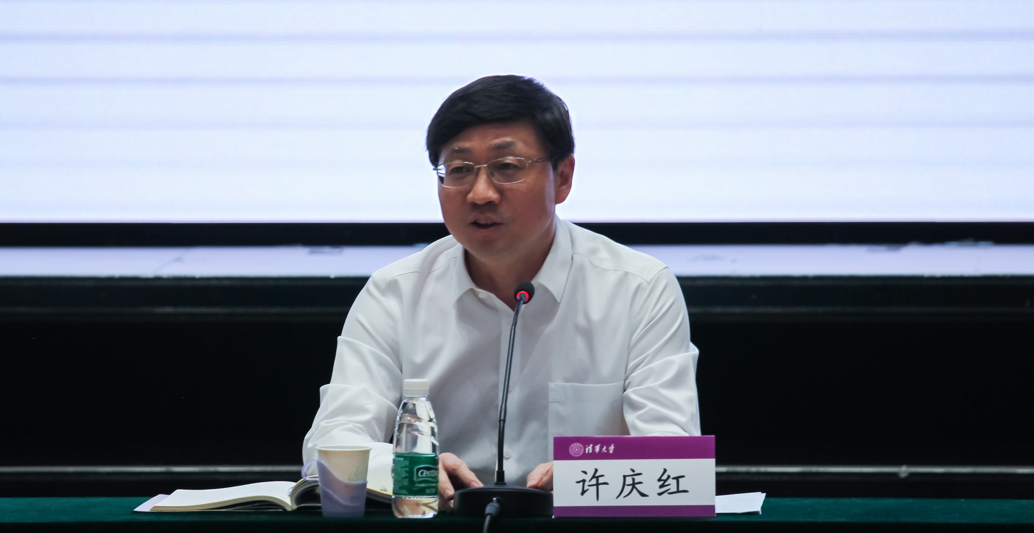 20230620-2022年度赢博手机版app“双先”表彰会暨离退休工作领导小组组长会召开-段鸿杰-许老师讲话2jpg 20230620-2022年度赢博手机版app“双先”表彰会暨离退休工作领导小组组长会召开-段鸿杰-许老师讲话2jpg