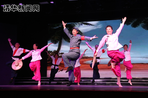 5年é?花甲的è?校友重演40多年前清华附中学生艺术团的作品??红色娘子军??副本.jpg